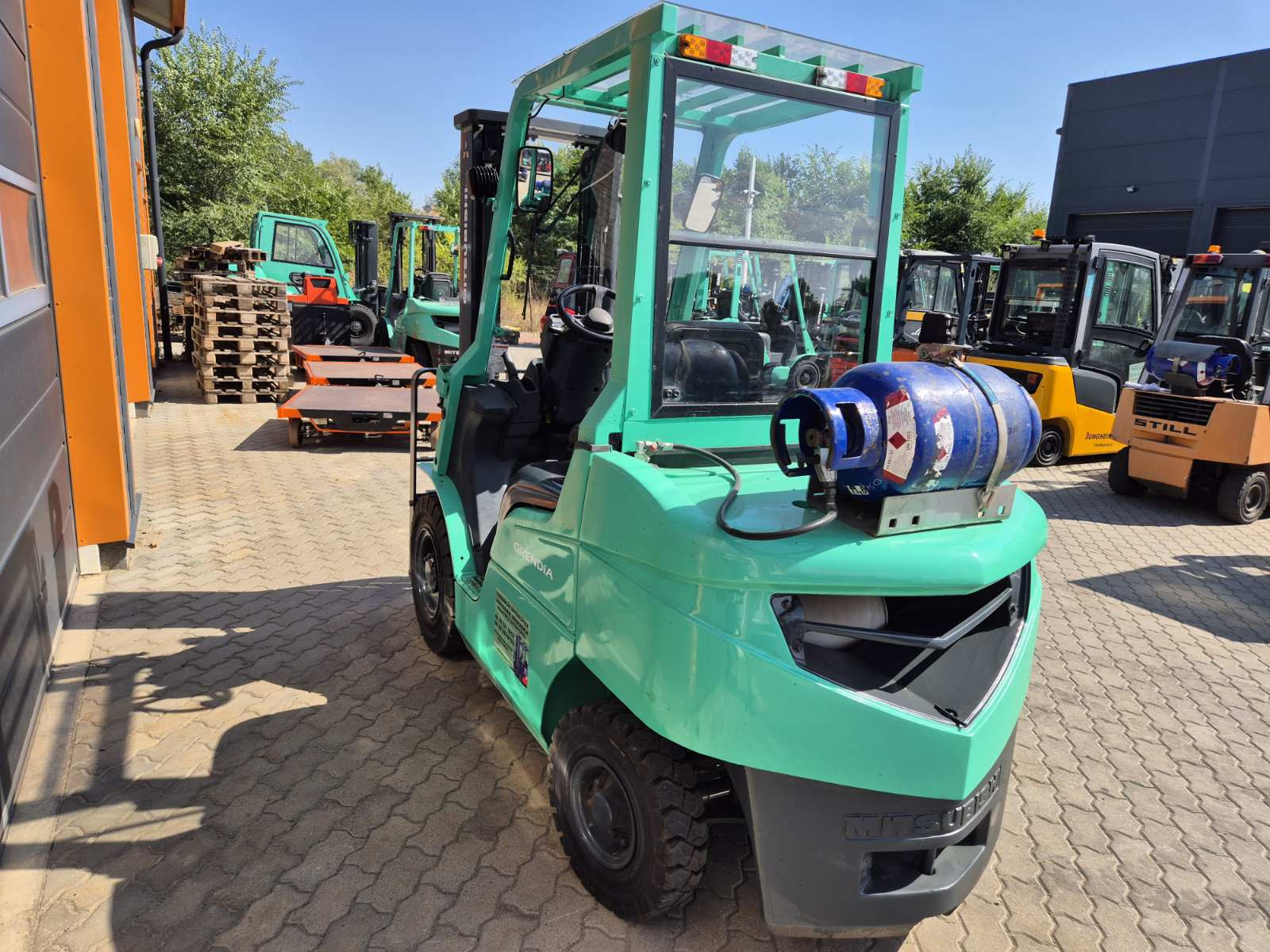 Mitsubishi FG 30N