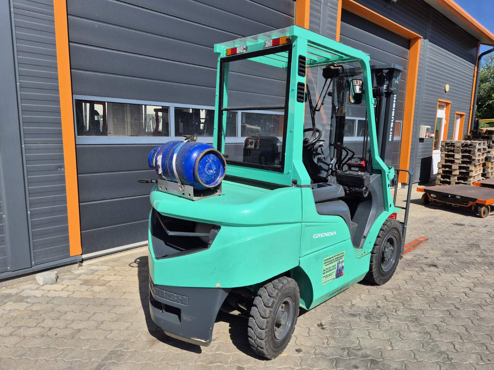 Mitsubishi FG 30N