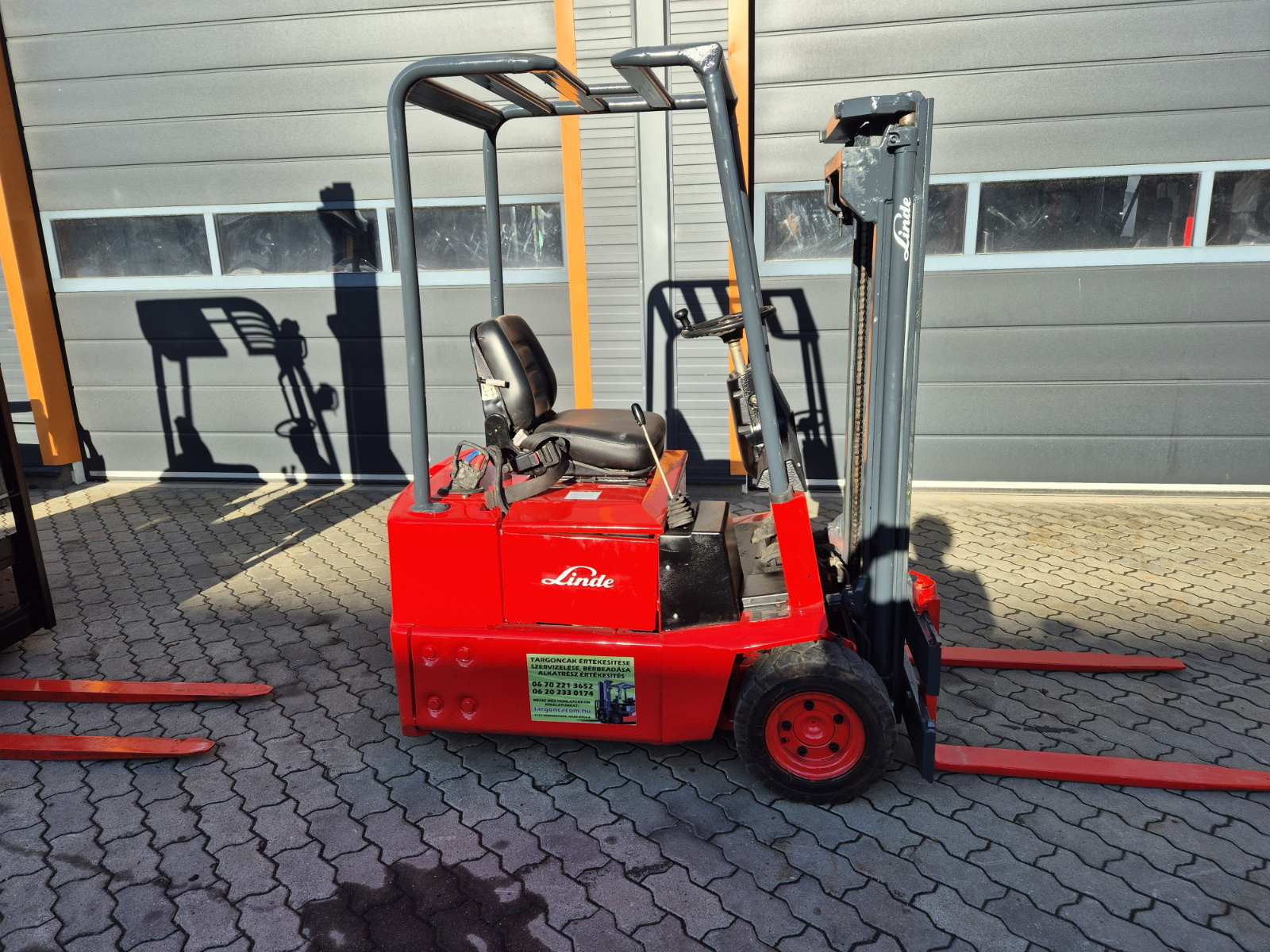 Linde E12