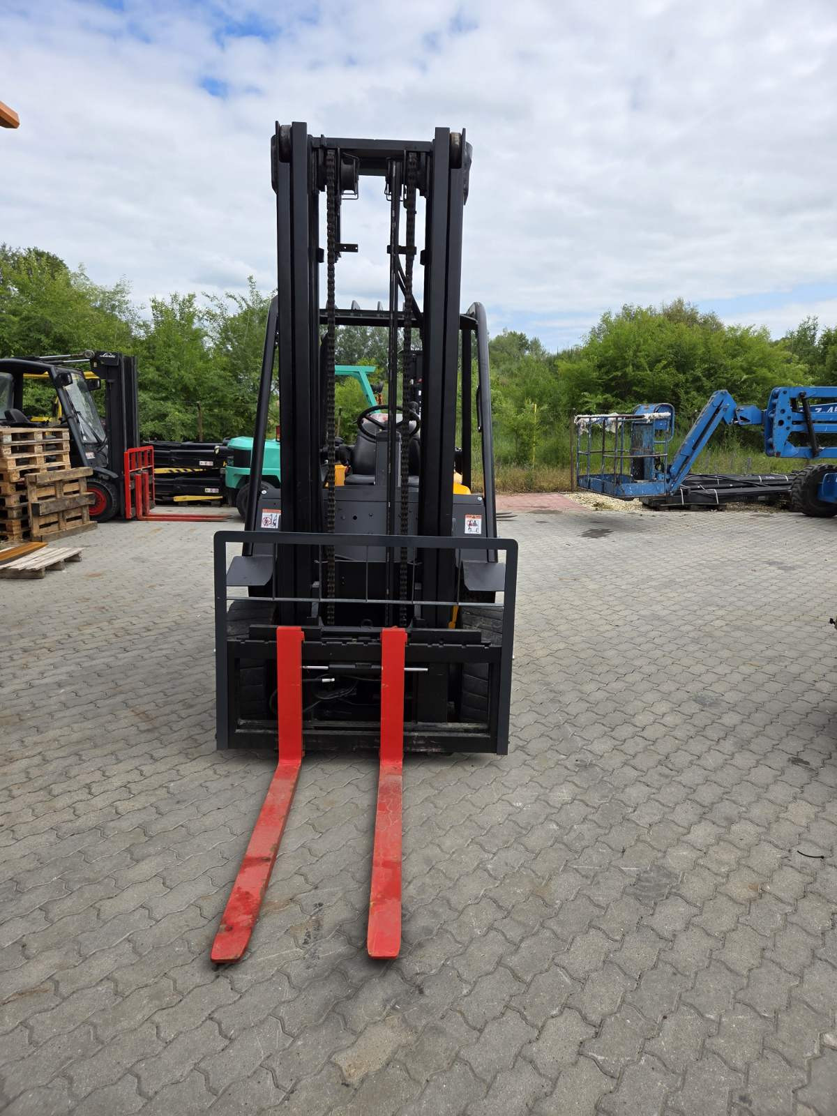 Yale GLP 35LJ