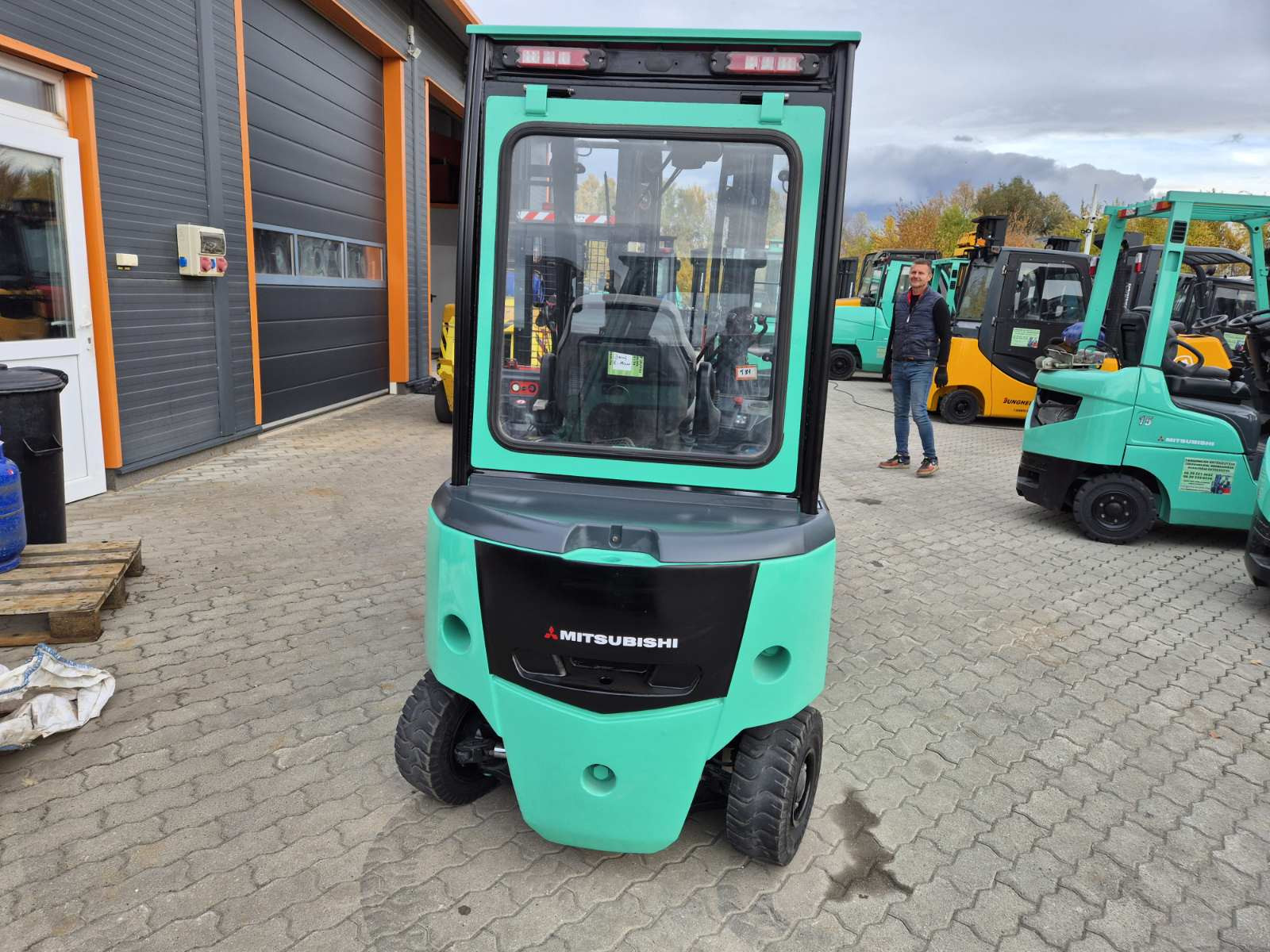 Mitsubishi FB 20PNT